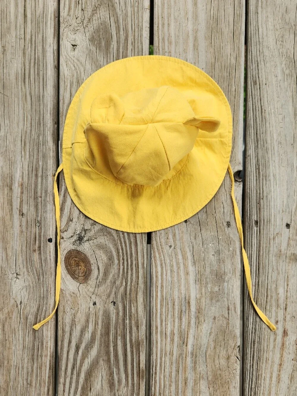 Winnie the Pooh Yellow & Red 2T/3T Costume - Halloween